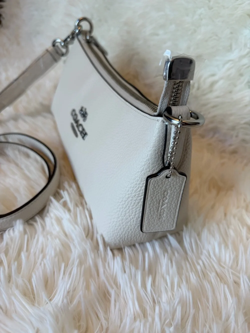 COACH Charlotte CL407 Chalk Pebbled Leather Detachable Strap, NWT, No Chain - Picture 4 of 15